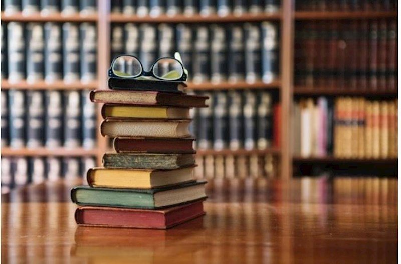 Azərbaycanda kitabxanaların və yüzlərlə işçinin sayı azalıb
