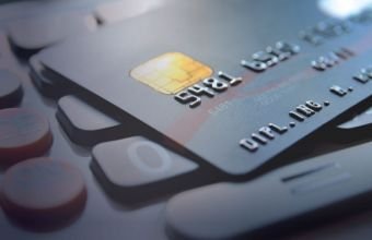 Azərbaycanda ödəniş kartlarının sayı artıb