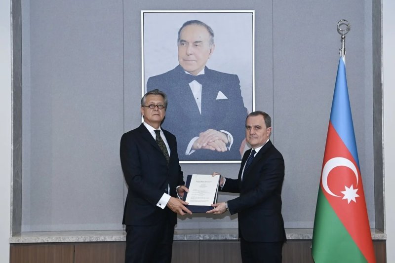Ceyhun Bayramov Almaniyanın Azərbaycandakı yeni səfirini qəbul edib