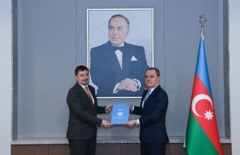 Ceyhun Bayramov Dmitri Şlapaçenkonu qəbul edib