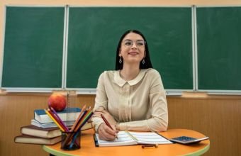 Direktorların işə qəbulu üçün sənəd qəbulu bitir
