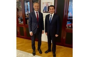 Hikmət Hacıyev Kestutis Vaşkeleviçusla görüşüb