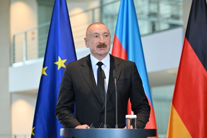 İlham Əliyev: Almaniya şirkətləri Azərbaycanda fəal işləyir