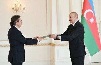 İlham Əliyev Bernard Jorj Leopold de Qarsia Klinqli qəbul edib -