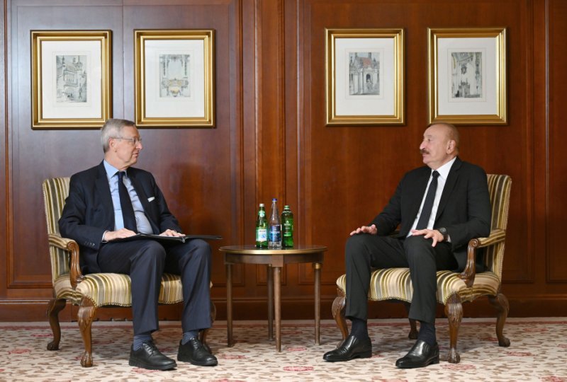 İlham Əliyev Mixael Harms ilə görüşüb -