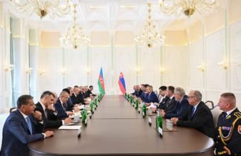 İlham Əliyevin Şuşada Slovakiya Prezidenti ilə geniş tərkibdə görüşü olub -