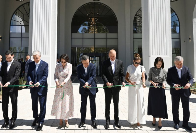 İssık-Kul gölünün sahilində “Baku Resort & Spa” mehmanxanasının açılışı olub -