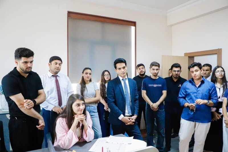 Könüllü gənclər Naxçıvanda media fəaliyyəti ilə tanış olublar -