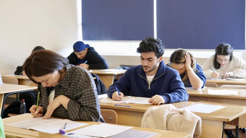 Magistraturaya boş qalan plan yerlərinin sayı açıqlandı