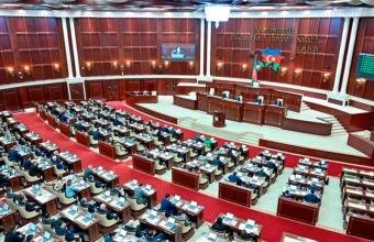 Milli Məclisin son iclası başlayıb