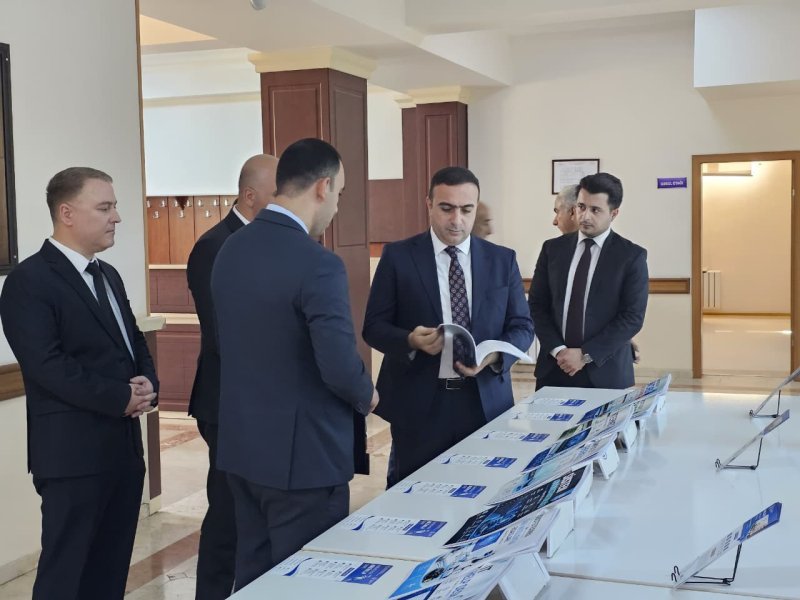 Naxçıvanda Azərbaycan dilində İT dərslikləri təqdim olunub -