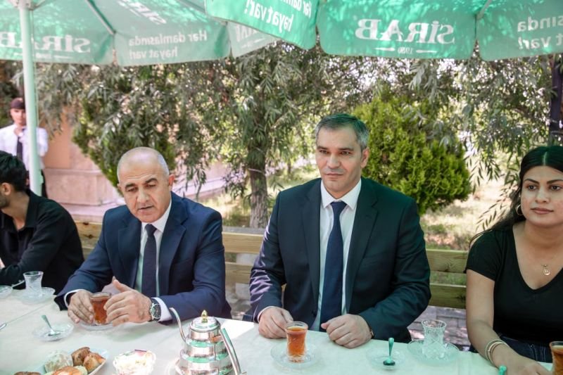 Naxçıvanda könüllü gənclər üçün “Komanda ruhu” düşərgəsi təşkil olunub -