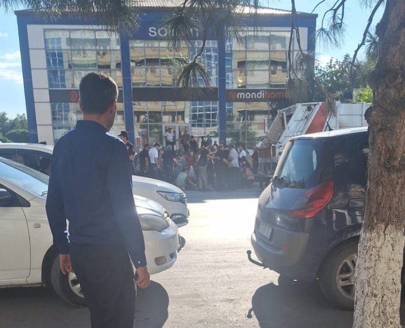 Naxçıvanda yük avtomobili iki piyadanı vurub