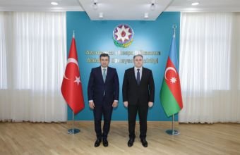 Vüqar Mustafayev Selçuk Bayraktarla görüşüb