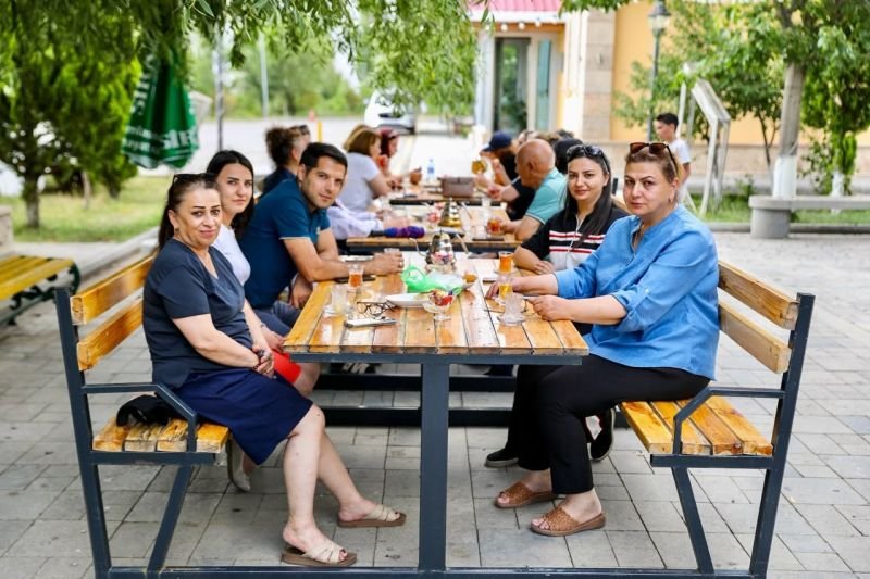 “Yay düşərgəsi”nin növbəti qonaqları media nümayəndələri olublar -