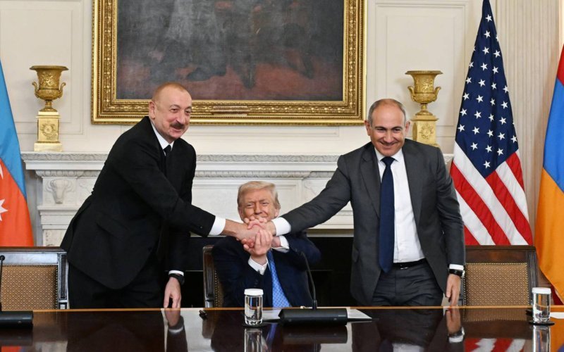 Azərbaycan, Ermənistan və ABŞ liderlərinin tarixi Vaşinqton görüşündən bir il ötür