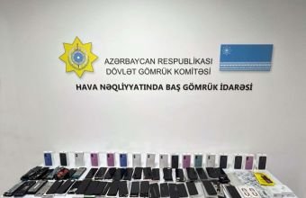 Azərbaycan gömrükçüləri 17 ədəd mobil telefon aşkar edib