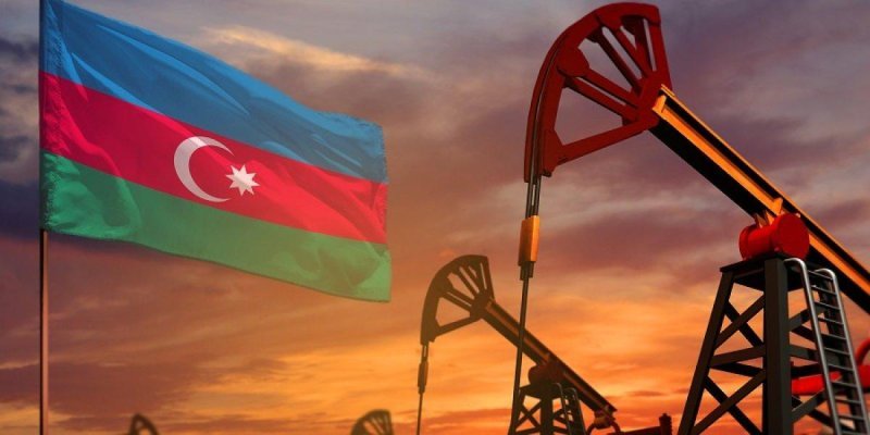 Azərbaycan nefti cüzi ucuzlaşıb