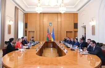 Azərbaycan və Ukrayna XİN başçıları arasında geniş tərkibdə görüş olub