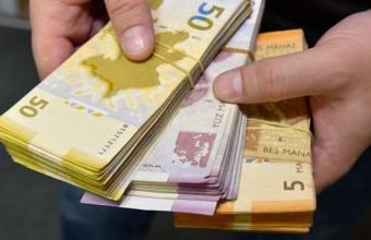 Azərbaycanda orta aylıq əməkhaqqı 7 % artıb