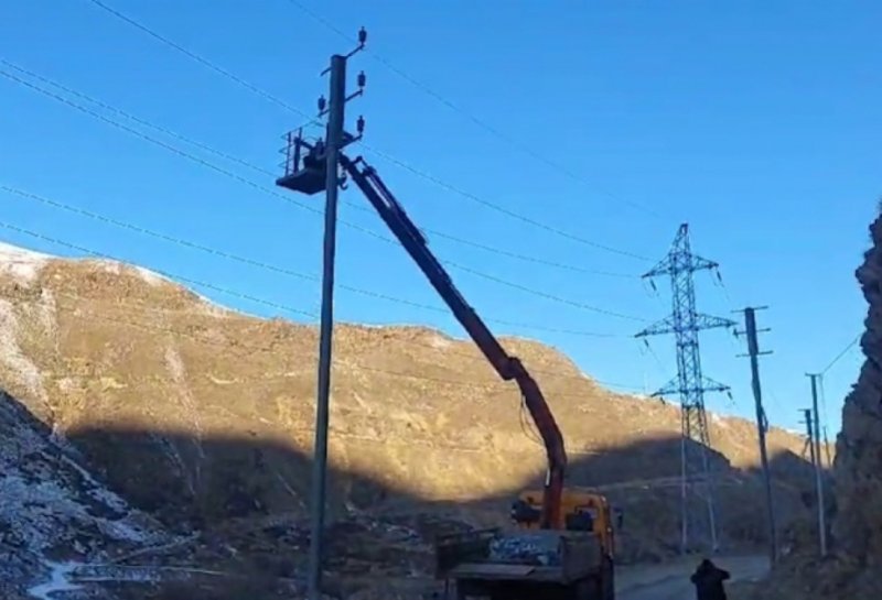 “Azərişıq” Kəlbəcərin bəzi ərazilərində yenidənqurma işləri görür -