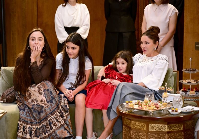 Birinci xanımları Daşkənddə "Oxunguzar" incəsənət məkanı ilə tanış olublar -