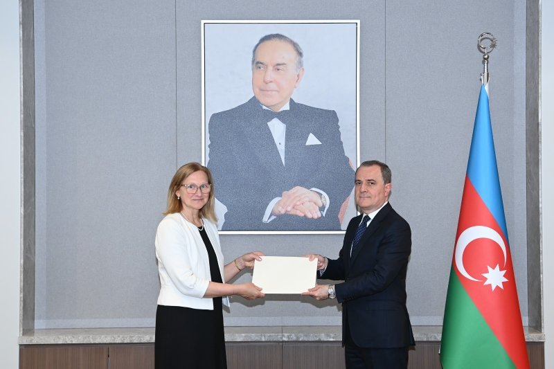 Ceyhun Bayramov Estoniyanın yeni səfirini qəbul edib