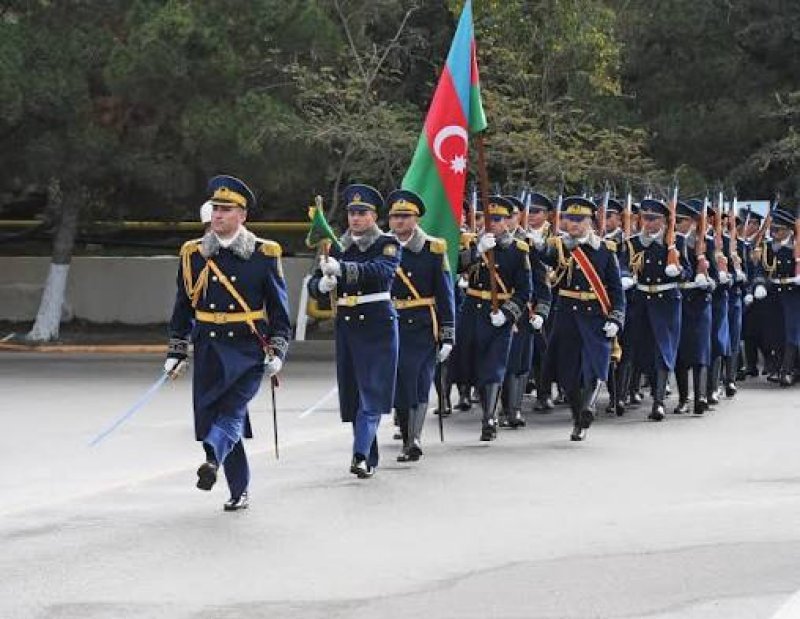 Dövlət mühafizəsi sahəsində çalışan əməkdaşların peşə bayramıdır
