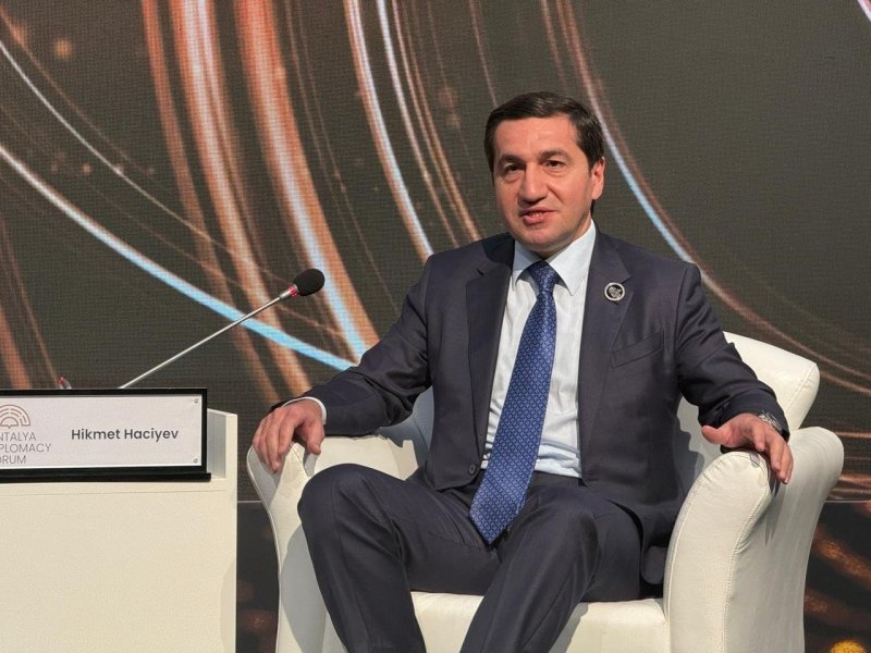 Hikmət Hacıyev Buxaradan paylaşım edib