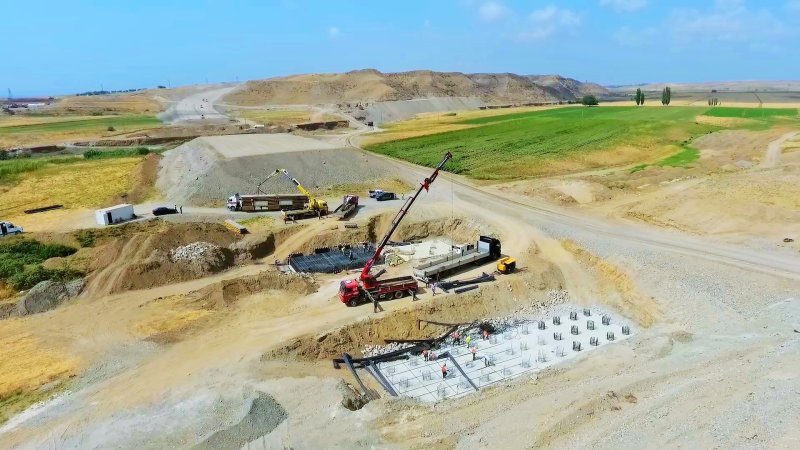 Horadiz-Ağbənd avtomobil yolunun tikintisi artıq yekunlaşmaq üzrədir