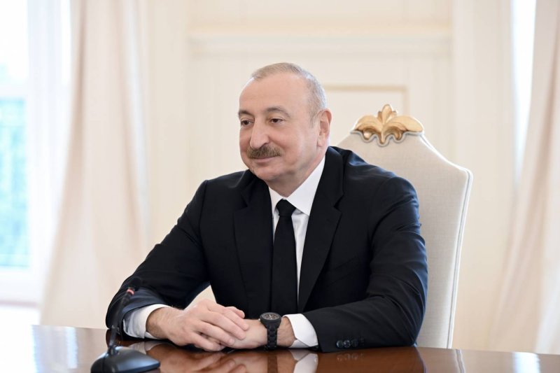 İlham Əliyev Azərbaycan Əlifbası və Dili Günü ilə bağlı paylaşım edib