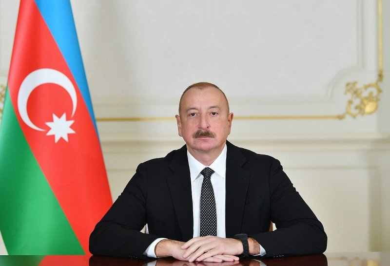 İlham Əliyev Şimali Kiprin Prezidentinə başsağlığı verib