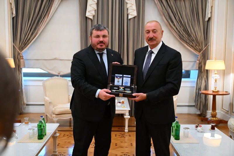 İlham Əliyevə "İrpen şəhərinin fəxri vətəndaşı" vəsiqəsi təqdim edilib