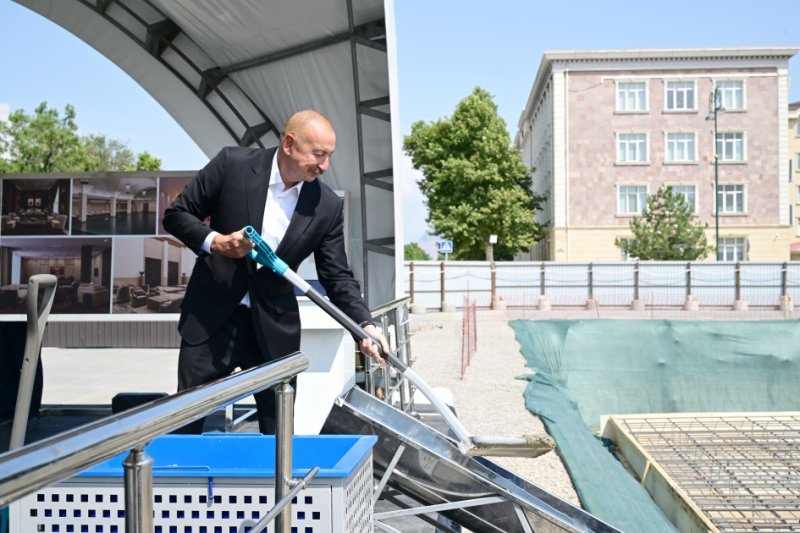 "Naxçıvan" Mehmanxana Kompleksinin təməli qoyulub -