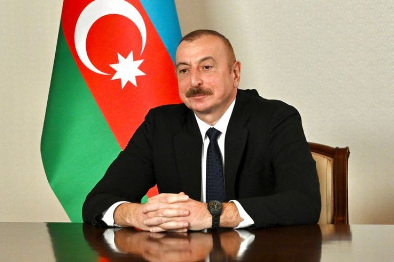 İlham Əliyev "Sabah"ı təbrik edib