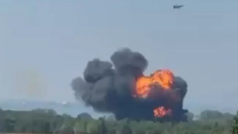 Türkiyədə F-16 qırıcısı qəzaya uğrayıb