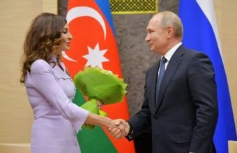 Vladimir Putin Mehriban Əliyevanı təbrik edib