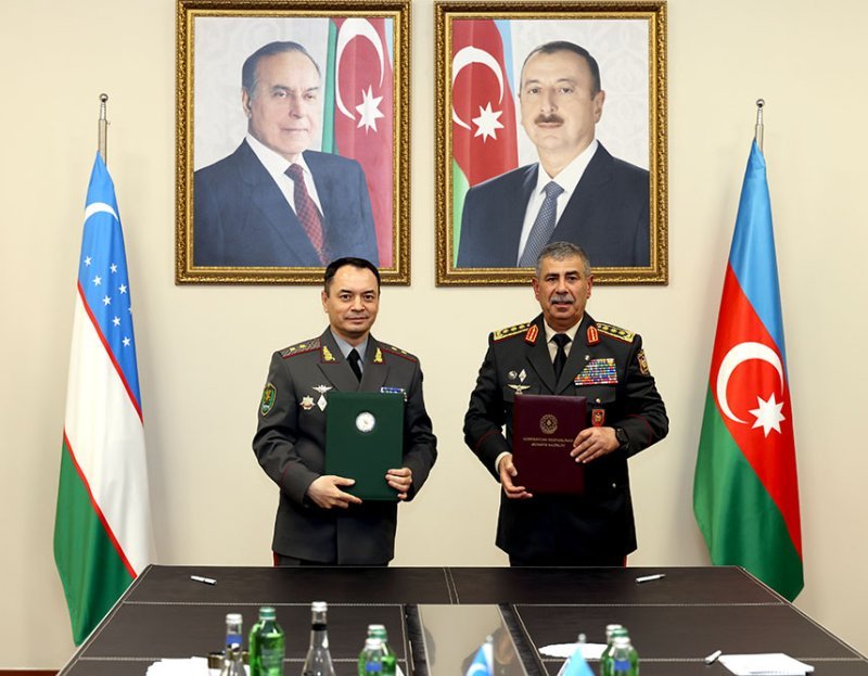 Azərbaycan və Özbəkistan Müdafiə nazirlikləri arasında "İkitərəfli Hərbi Əməkdaşlıq" planı imzalanıb