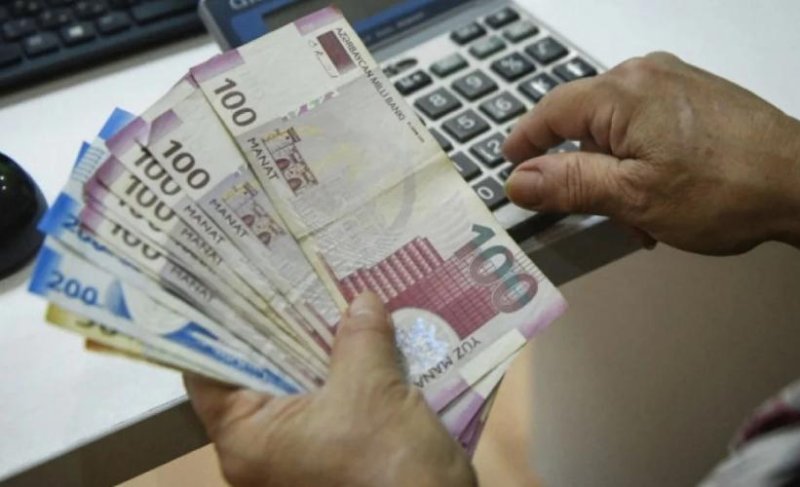 Azərbaycana gətirilən malların dəyəri manatla bəyan ediləcək