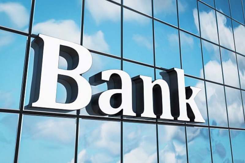 Azərbaycanın bank sektorunun xalis mənfəəti 23 %-ə yaxın artıb