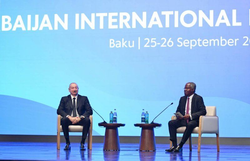 İlham Əliyev: "Bu gün 2 mühüm sənəd imzalanacaq"