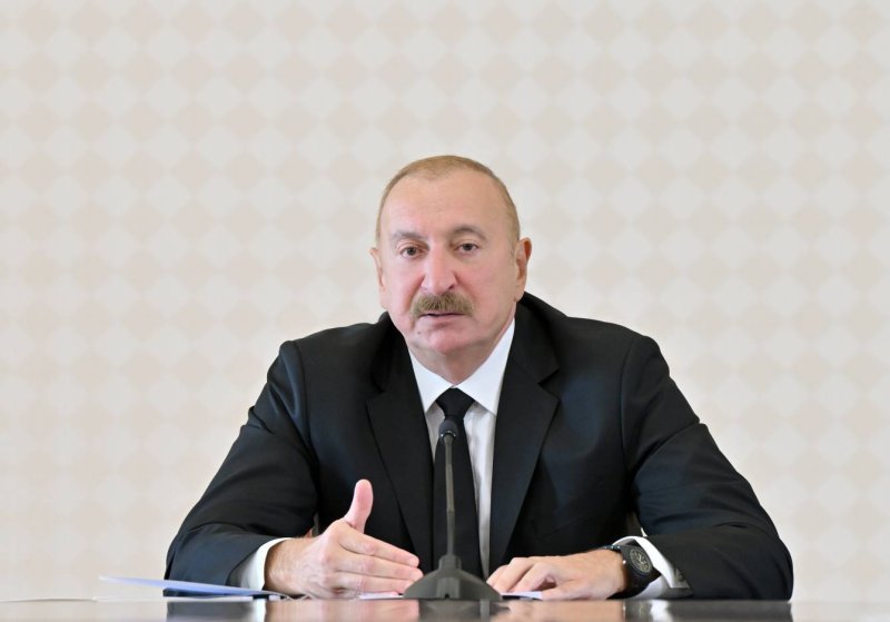 İlham Əliyev; "Dağ-mədən sənayesi həm obyektiv, həm subyektiv səbəblərə görə inkişaf etməyib"