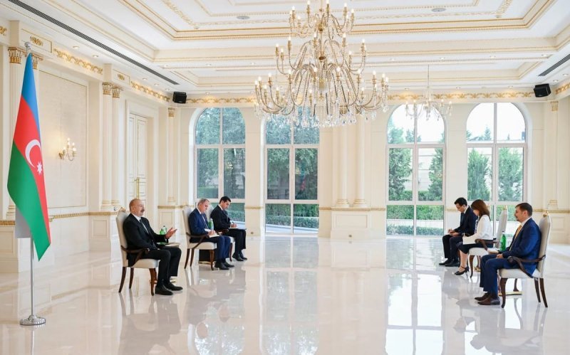 İlham Əliyev Dmitri Şlapaçenkonu qəbul edib