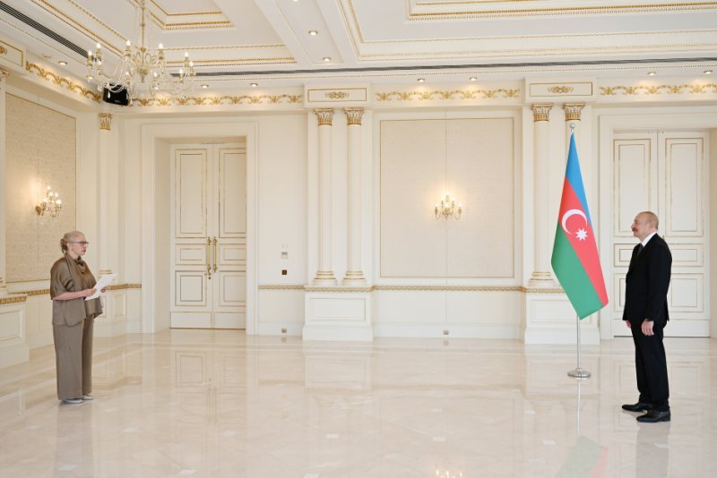 İlham Əliyev Luis Morsinqi qəbul edib