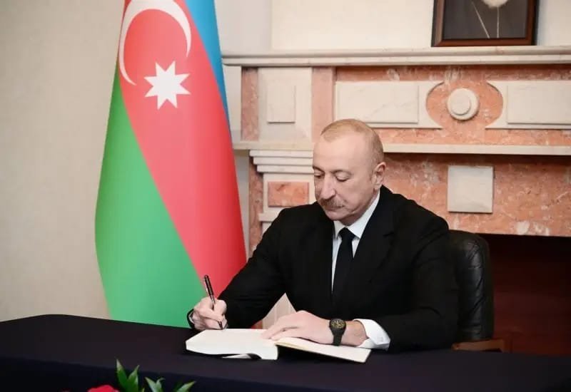 İlham Əliyev Xalq artisti Aleksandr Şarovskinin vəfatı ilə bağlı nekroloq imzalayıb