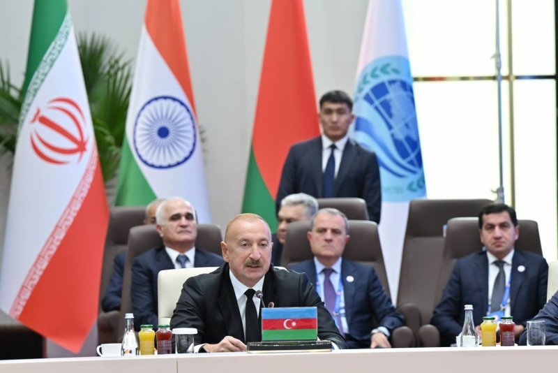 İlham Əliyevin sosial media hesablarında "ŞƏT plyus" formatında görüşündəki çıxışına dair paylaşım edilib