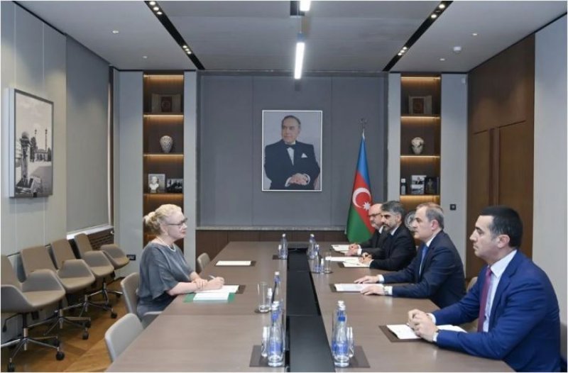 Ceyhun Bayramov Luis Morsinqi qəbul edib