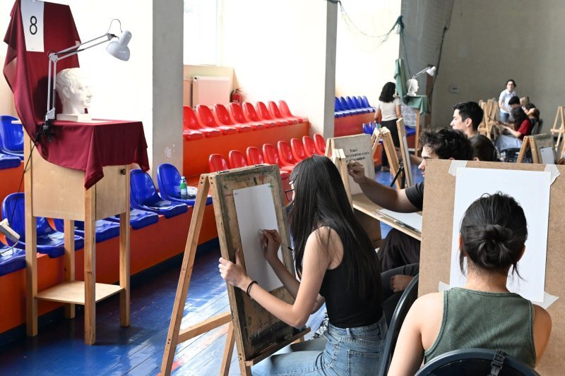 Kolleclərdə xüsusi qabiliyyət tələb edən ixtisasların statistikası açıqlanıb