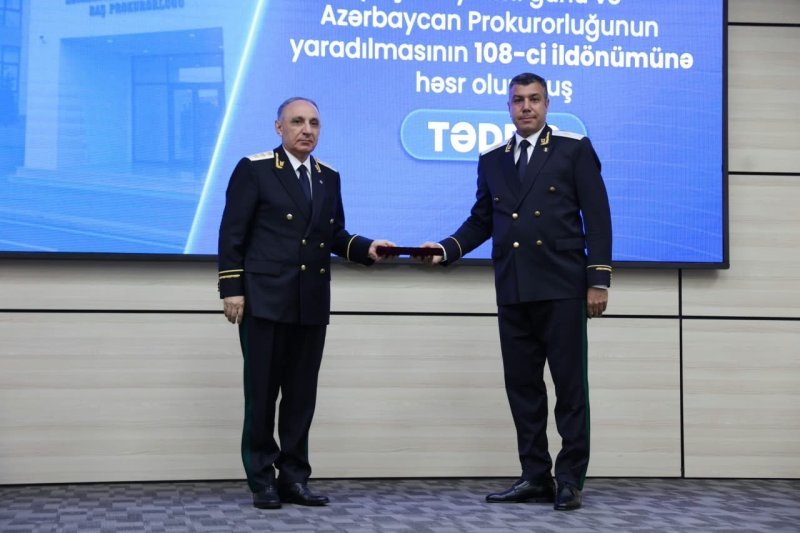 Naxçıvan prokuroruna ali xüsusi rütbə təqdim edilib