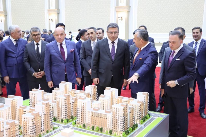 Naxçıvanda “Panorama Residence” və “Ümid Park” layihələrinin təqdimatı keçirilib -